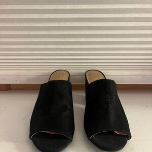 Elegant Black Women's Faux-suede Mules
